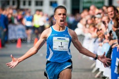 06-10-2013 Amgen Singelloop Breda Nederland Atletiek   Foto: Kees Nouws - Khalid Choukoud